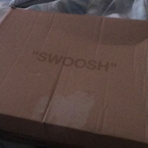 Off white the ten vapor max